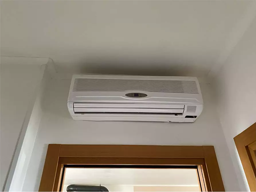 Immagine 24 di Appartamento in vendita  in via spagna a Casarano