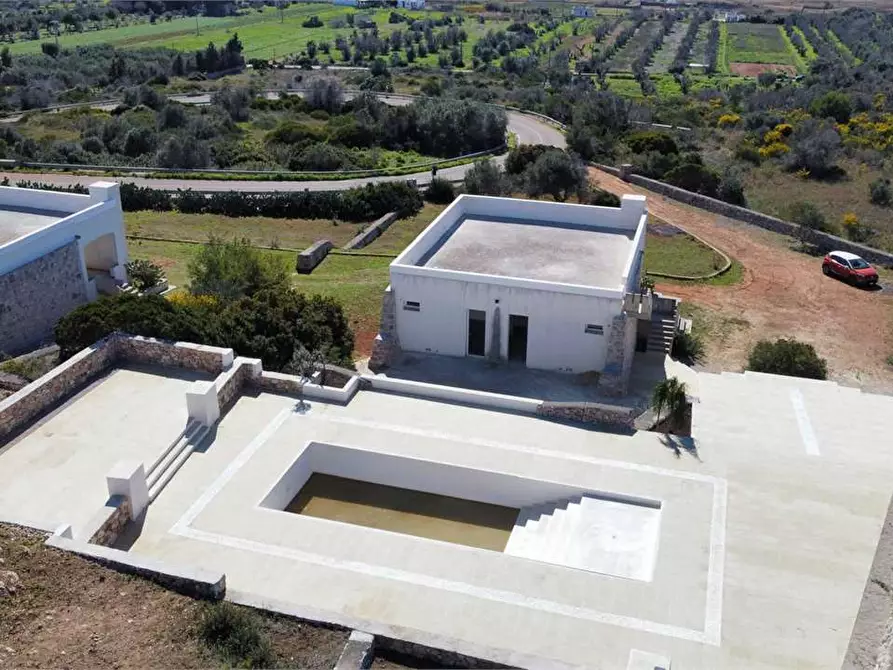 Immagine 1 di Villa in vendita  in sp 291 a Ugento