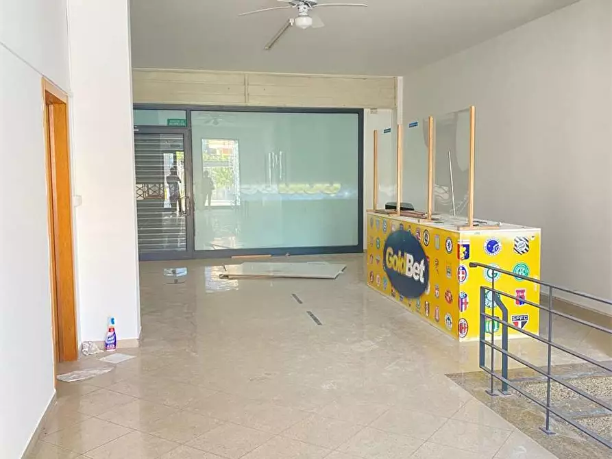 Immagine 3 di Ufficio in affitto  in via Ferrari a Casarano