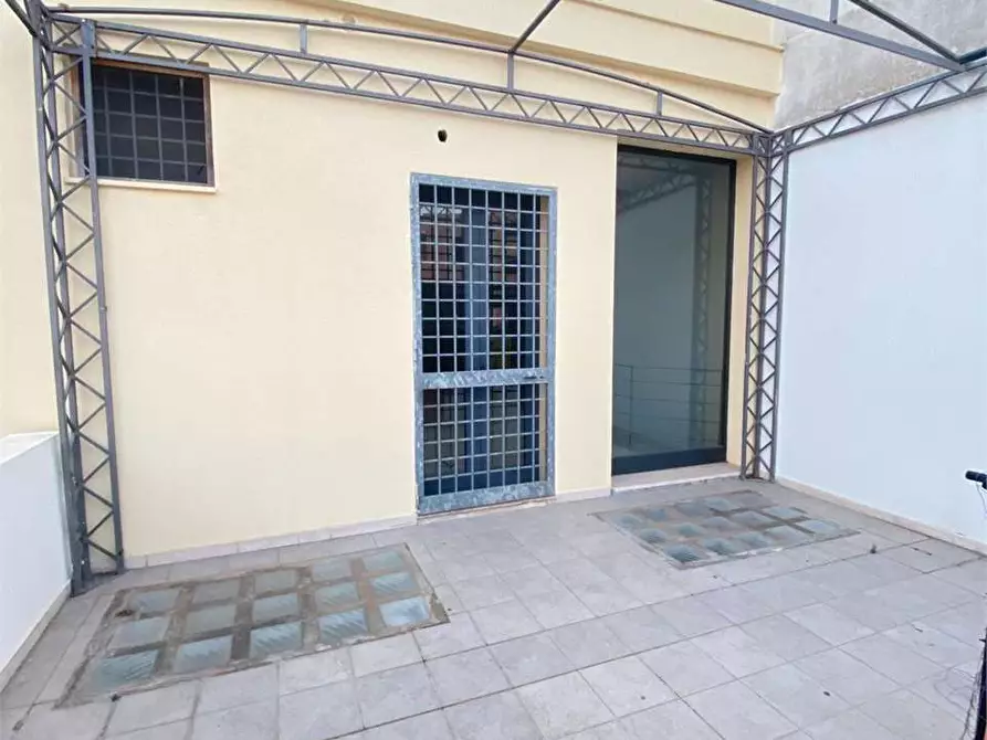 Immagine 7 di Ufficio in affitto  in via Ferrari a Casarano