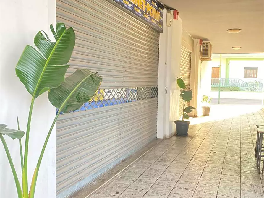 Immagine 11 di Ufficio in affitto  in via Ferrari a Casarano