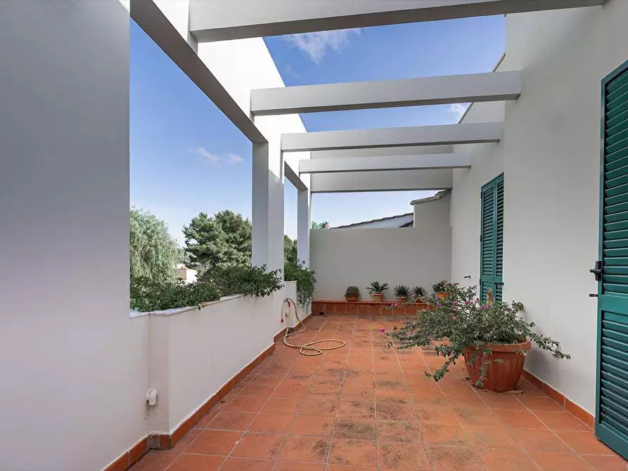 Immagine 11 di Casa indipendente in vendita  in via Tago a Casarano