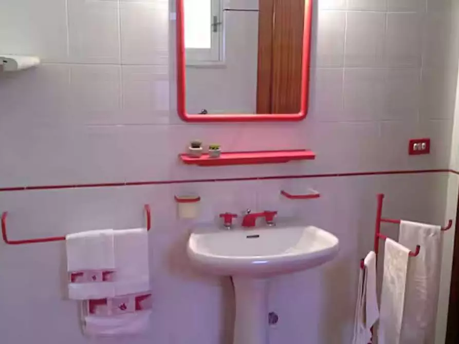 Immagine 24 di Villa in vendita  in Contrada gualtieri snc a Matino