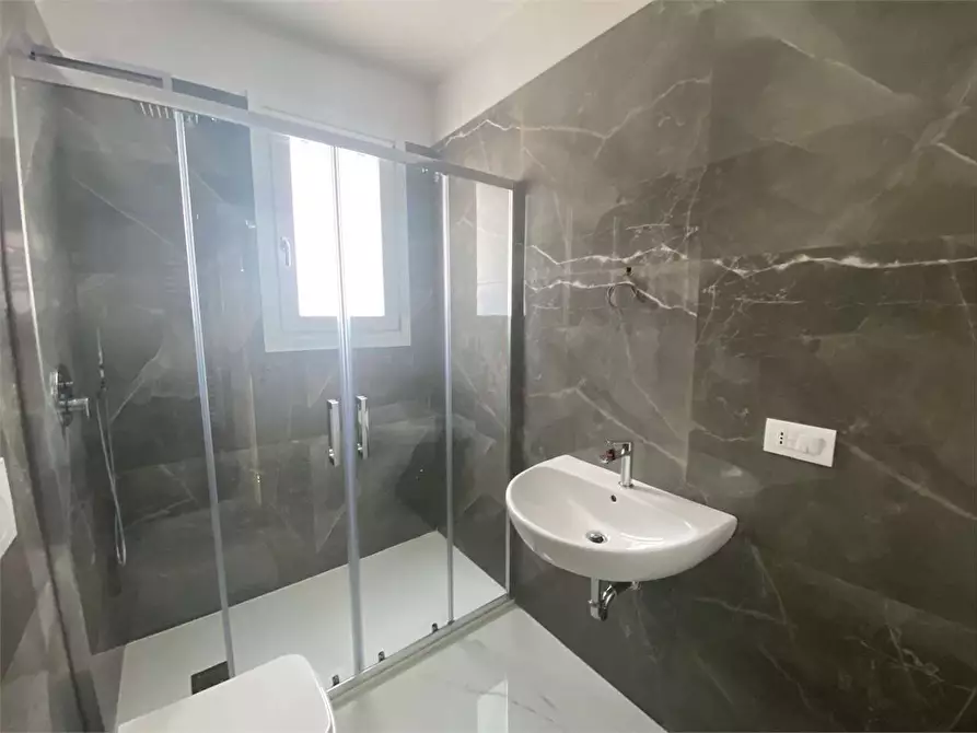 Immagine 18 di Stanza singola in affitto  in via Giovanni de Benedetto  a Lecce