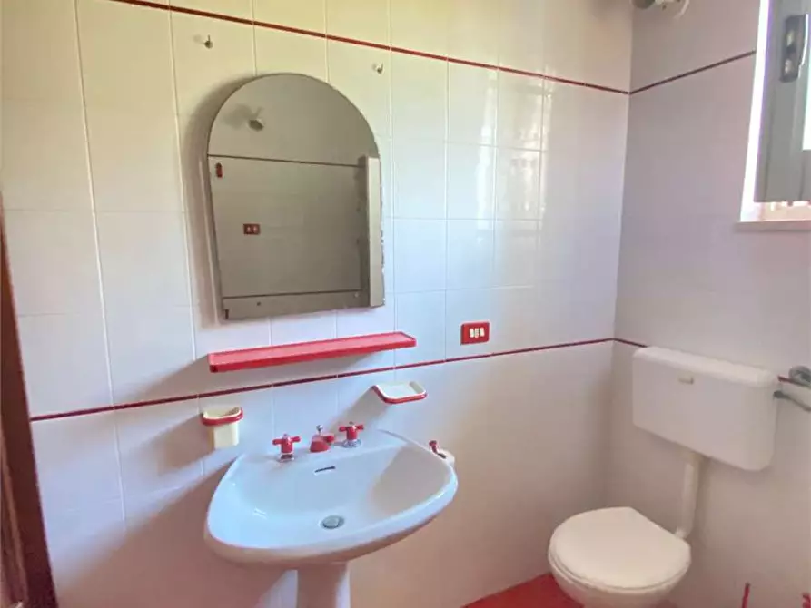 Immagine 29 di Villa in vendita  in Contrada gualtieri snc a Matino