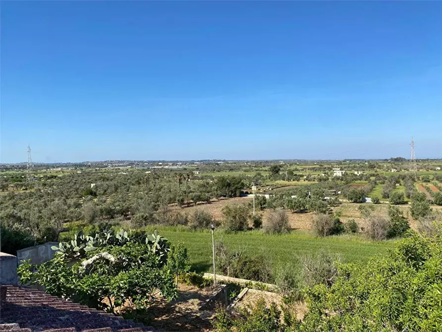 Immagine 41 di Villa in vendita  in Contrada gualtieri snc a Matino