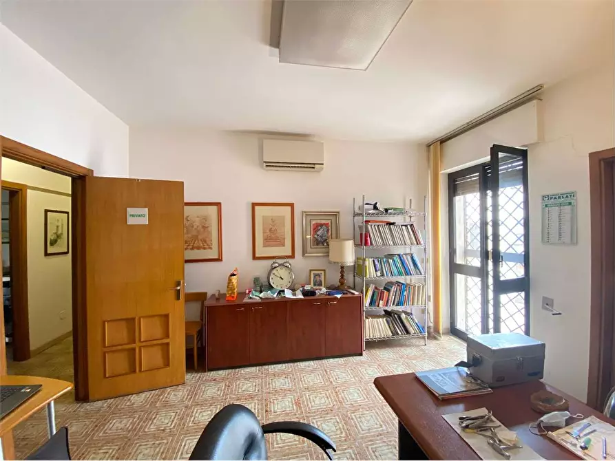 Immagine 11 di Appartamento in vendita  in via lupo 9 a Casarano