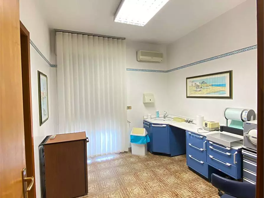 Immagine 12 di Appartamento in vendita  in via lupo 9 a Casarano