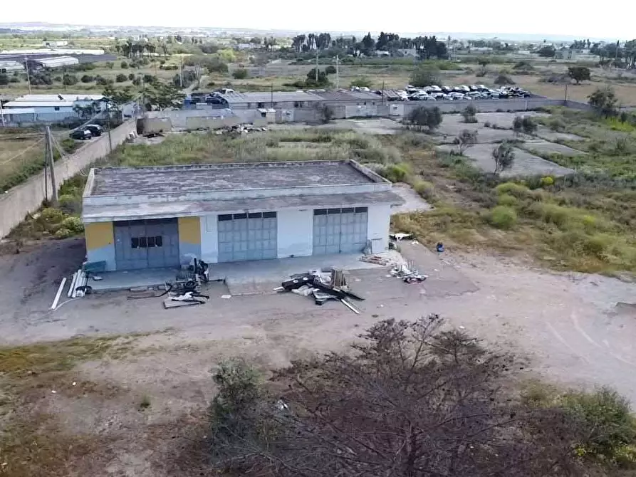 Immagine 4 di Capannone industriale in vendita  in sp350 60 a Taviano