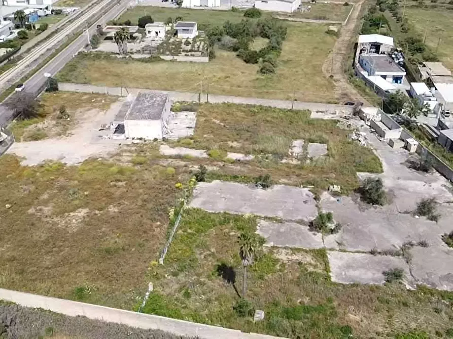 Immagine 7 di Capannone industriale in vendita  in sp350 60 a Taviano