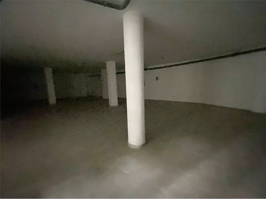 Immagine 10 di Ufficio in vendita  in viale stazione a Casarano