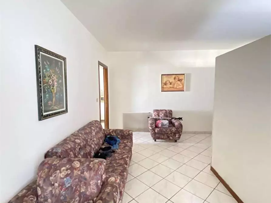 Immagine 6 di Appartamento in vendita  in Via ombrone a Casarano