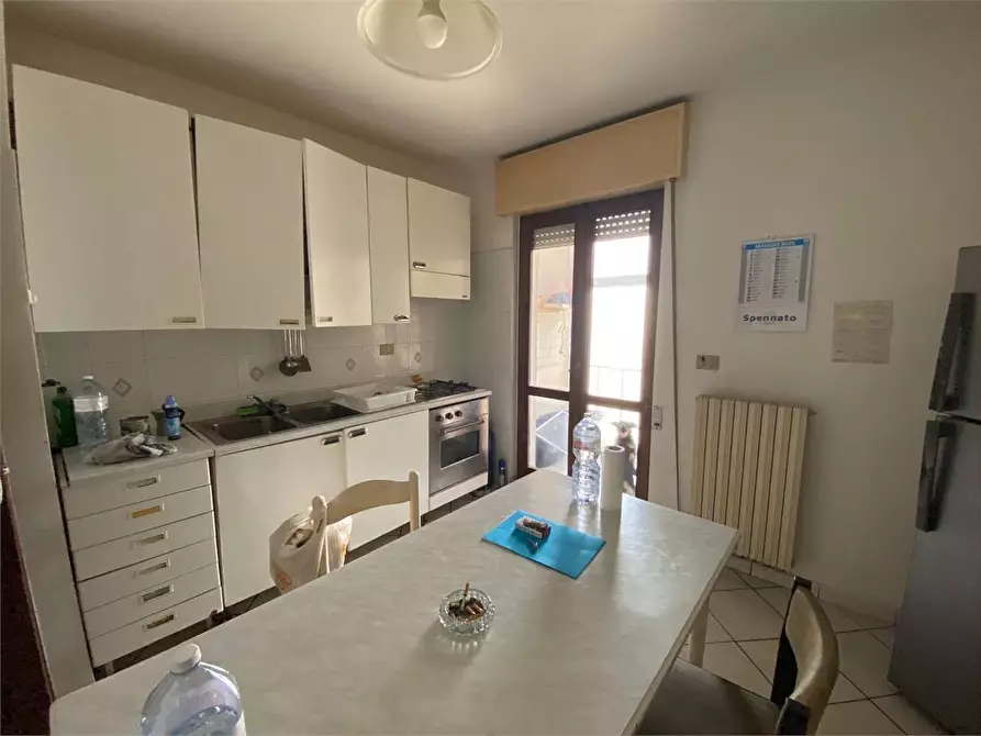 Immagine 9 di Appartamento in vendita  in Via ombrone a Casarano