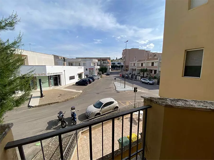 Immagine 3 di Appartamento in vendita  in Via ombrone a Casarano