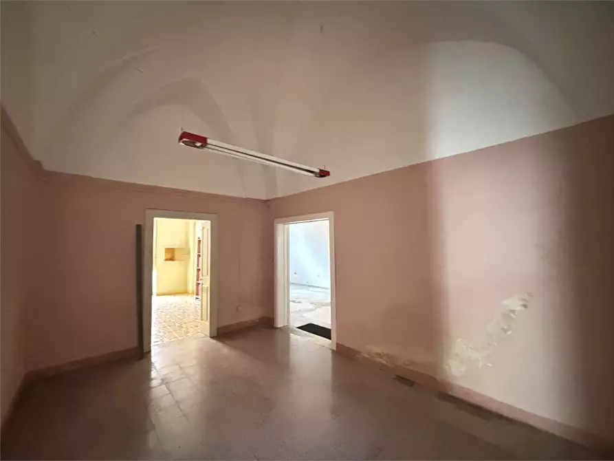 Immagine 32 di Casa indipendente in vendita  in via vittorio emanuele 2 64 a Casarano