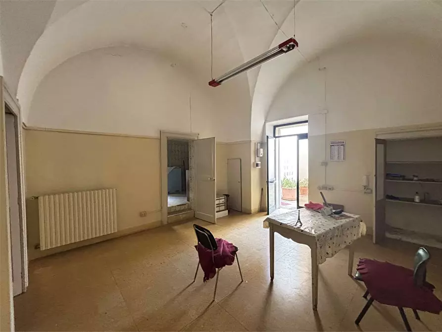 Immagine 34 di Casa indipendente in vendita  in via vittorio emanuele 2 64 a Casarano