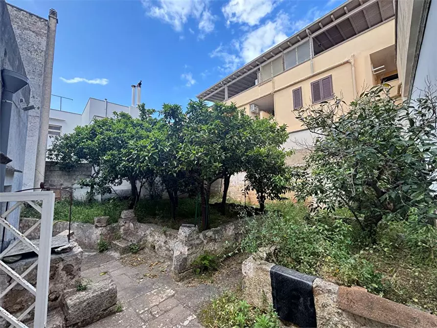 Immagine 37 di Casa indipendente in vendita  in via vittorio emanuele 2 64 a Casarano