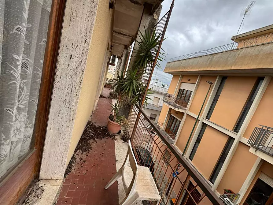 Immagine 3 di Appartamento in vendita  in via sicilia a Casarano