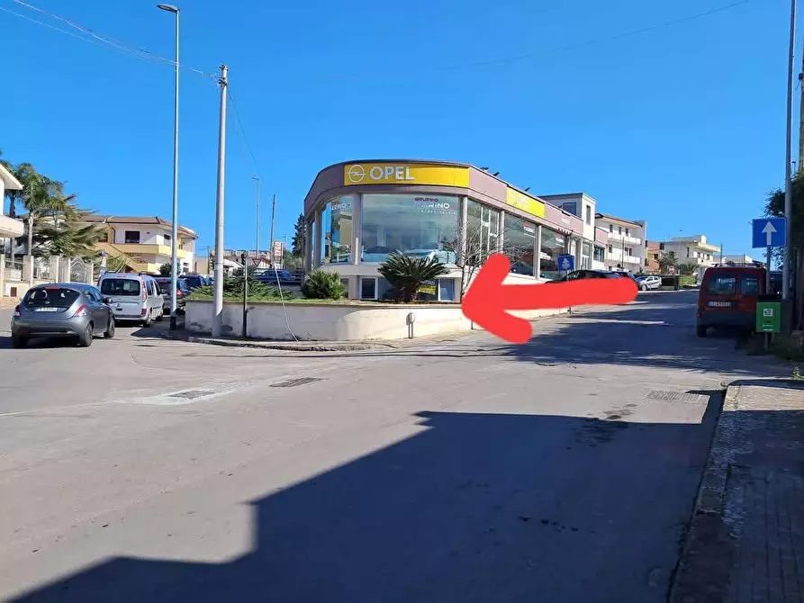 Immagine 9 di Negozio in affitto  in via ruffano a Casarano