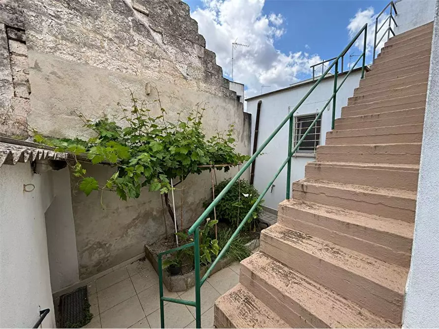 Immagine 12 di Casa indipendente in vendita  in via nino bixio 13 a Botrugno