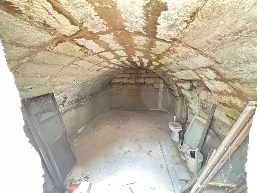 Immagine 15 di Casa indipendente in vendita  in via nino bixio 13 a Botrugno