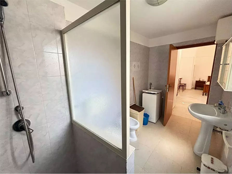 Immagine 30 di Casa indipendente in vendita  in via nino bixio 13 a Botrugno