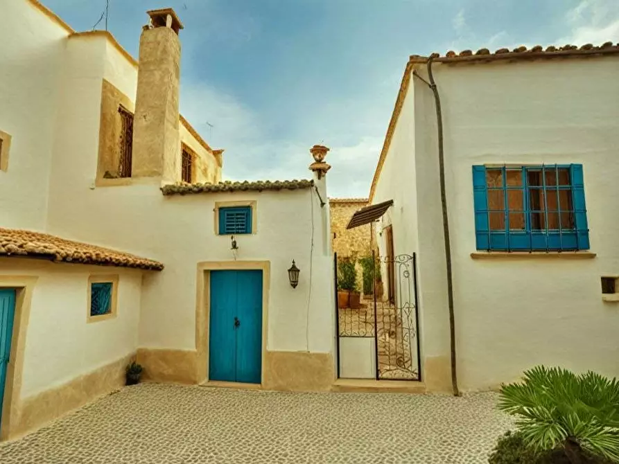 Immagine 3 di Casa indipendente in vendita  in via nino bixio 13 a Botrugno