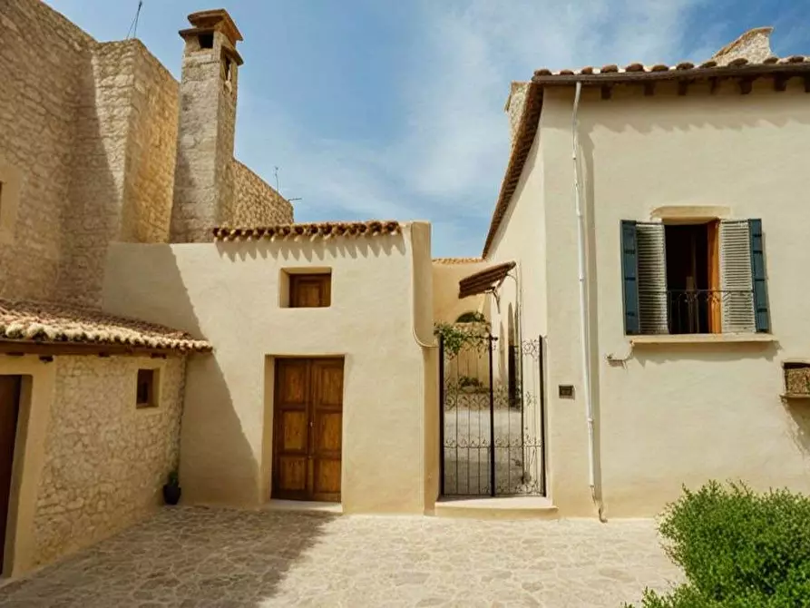 Immagine 1 di Casa indipendente in vendita  in via nino bixio 13 a Botrugno