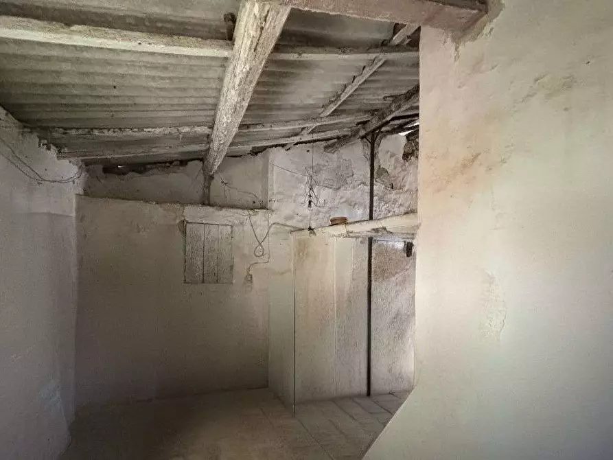 Immagine 20 di Casa indipendente in vendita  in via nino bixio 13 a Botrugno