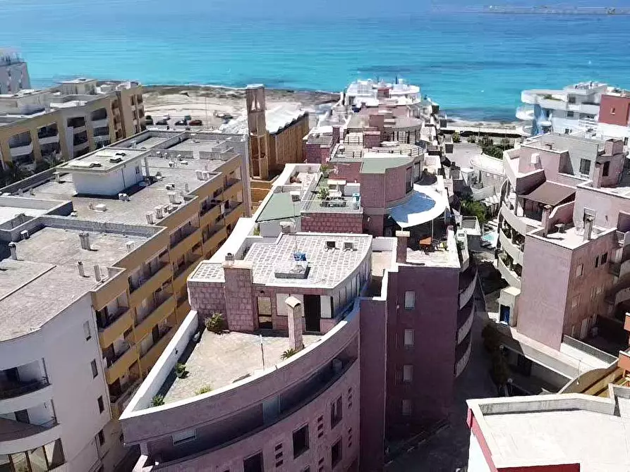 Immagine 44 di Appartamento in vendita  in lungo mare galileo galilei a Gallipoli