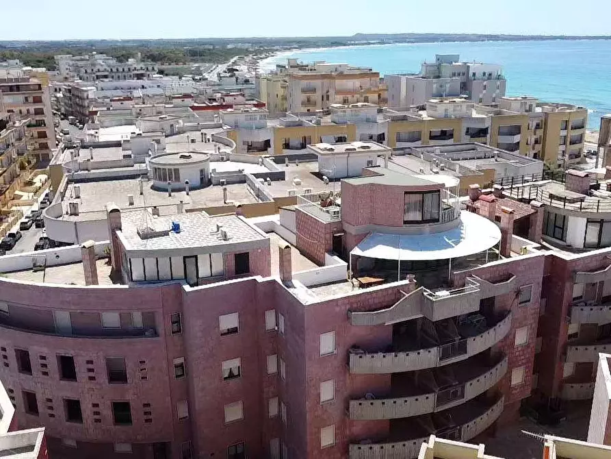 Immagine 49 di Appartamento in vendita  in lungo mare galileo galilei a Gallipoli