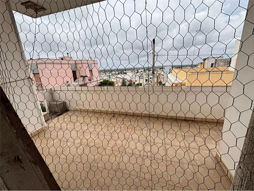 Immagine 13 di Appartamento in vendita  in via Magenta 29 a Casarano