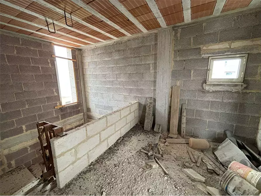 Immagine 14 di Appartamento in vendita  in via Magenta 29 a Casarano