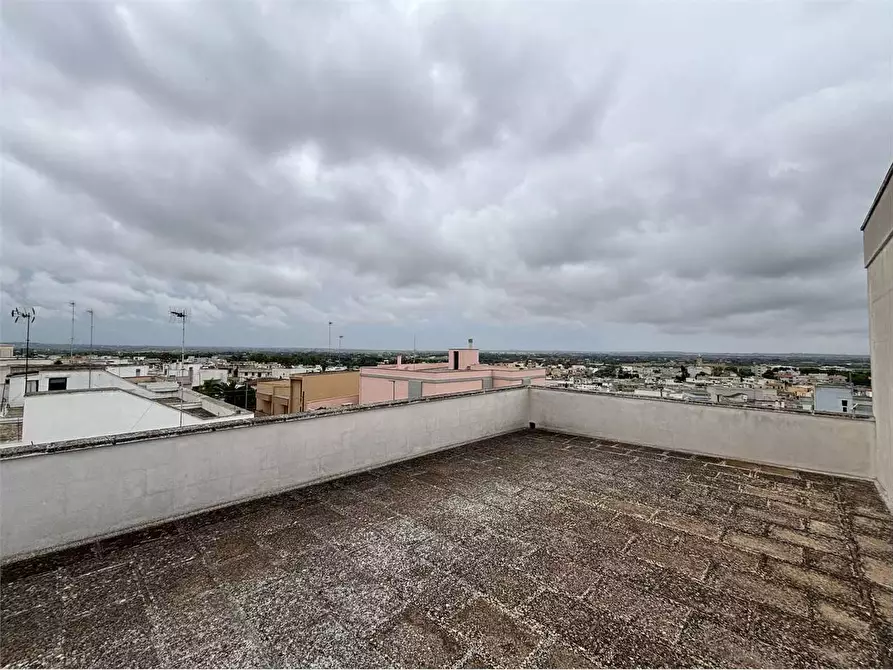 Immagine 16 di Appartamento in vendita  in via Magenta 29 a Casarano