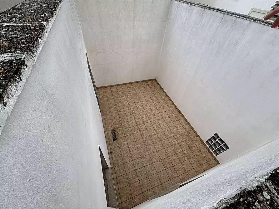 Immagine 18 di Appartamento in vendita  in via Magenta 29 a Casarano