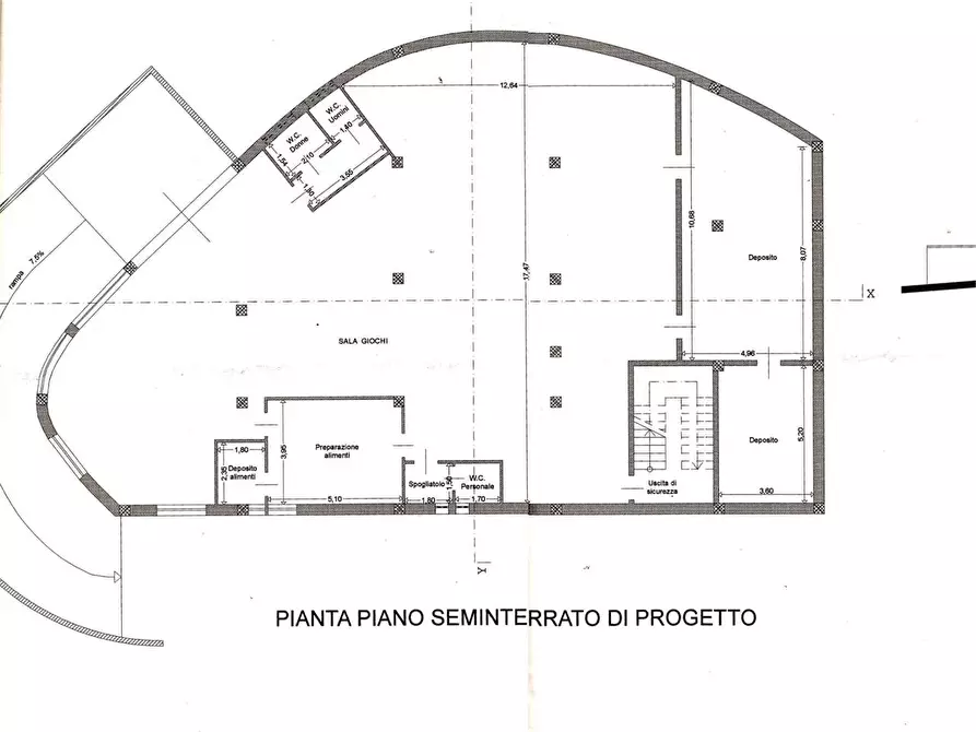 Immagine 10 di Negozio in affitto  in via ruffano a Casarano