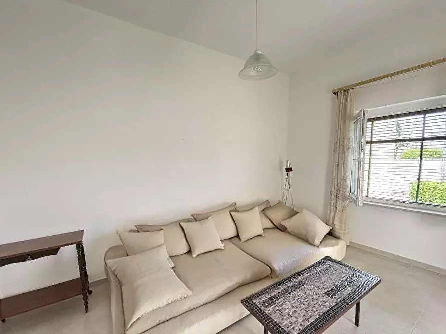 Immagine 23 di Casa indipendente in vendita  in via nino bixio 13 a Botrugno