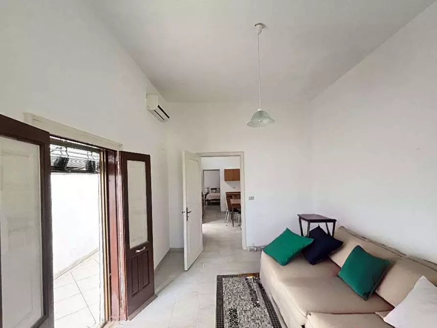 Immagine 22 di Casa indipendente in vendita  in via nino bixio 13 a Botrugno