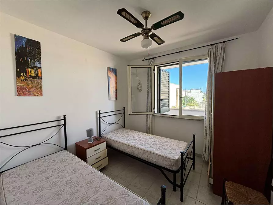 Immagine 5 di Casa bifamiliare in vendita  in via Elba 22 a Ugento