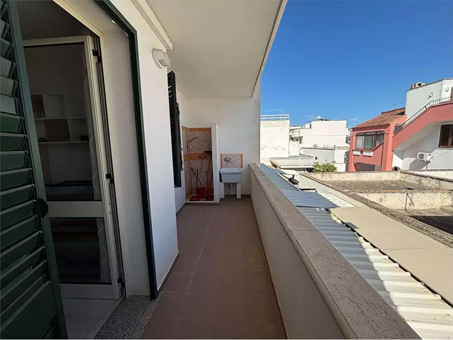 Immagine 9 di Casa bifamiliare in vendita  in via Elba 22 a Ugento