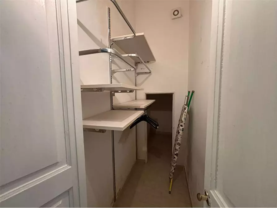 Immagine 12 di Appartamento in vendita  in via corsica a Casarano