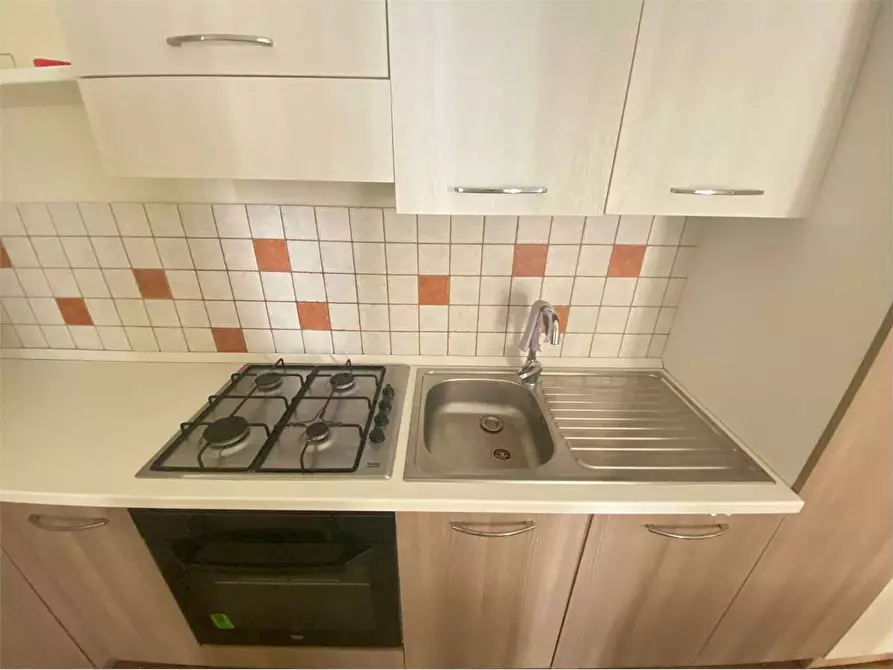 Immagine 8 di Bilocale in vendita  in Via Corsica a Casarano