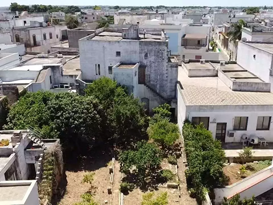Immagine 31 di Stabile in vendita  in via Racale 30 a Melissano