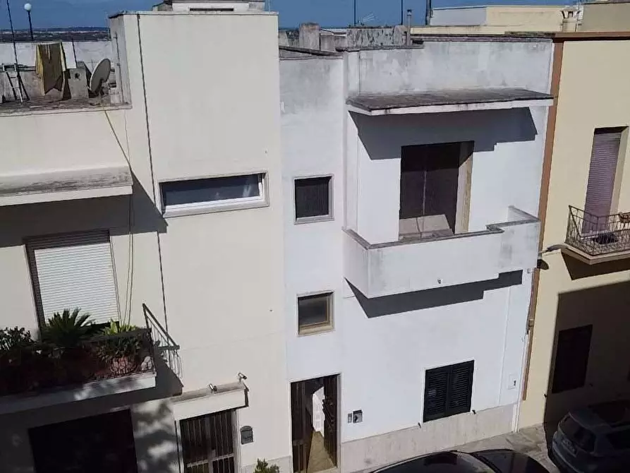 Immagine 4 di Casa indipendente in vendita  in via marsala a Casarano