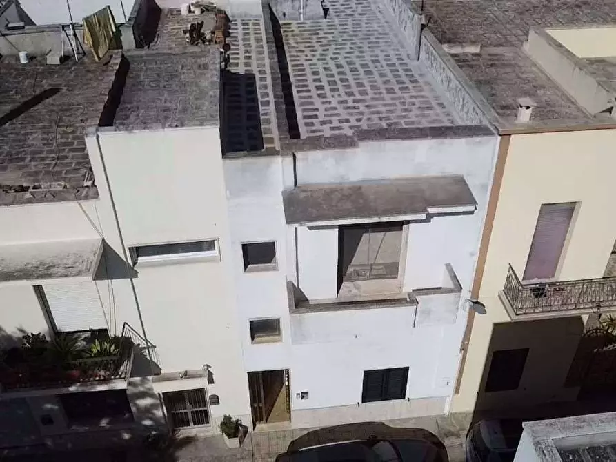 Immagine 1 di Casa indipendente in vendita  in via marsala a Casarano