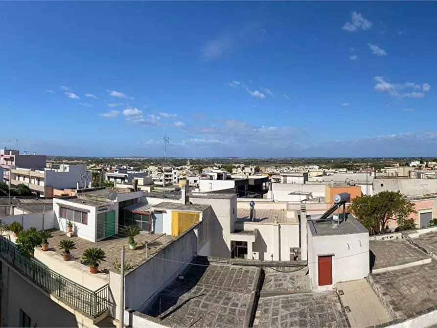 Immagine 13 di Casa indipendente in vendita  in via marsala a Casarano