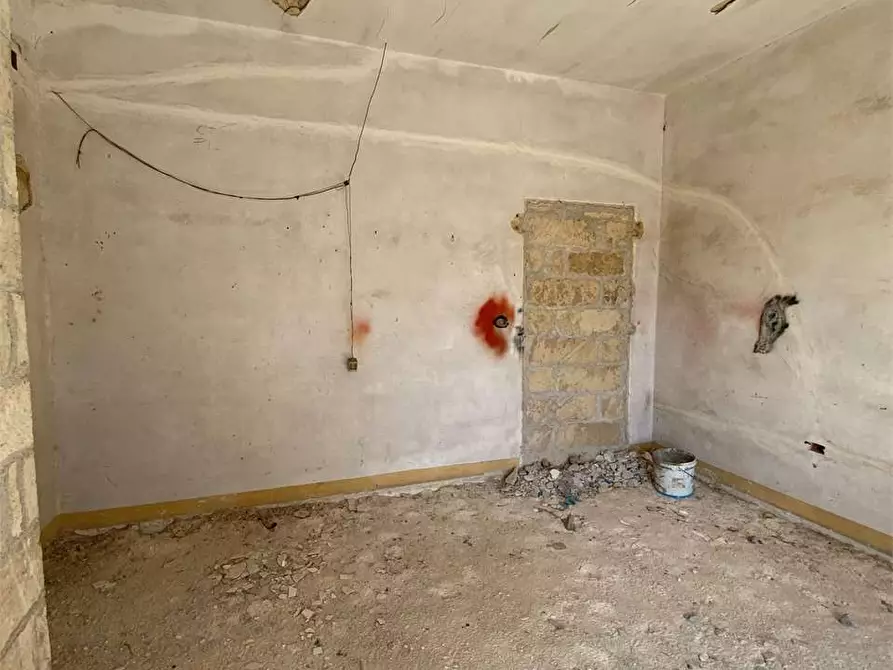 Immagine 19 di Casa indipendente in vendita  in via marsala a Casarano