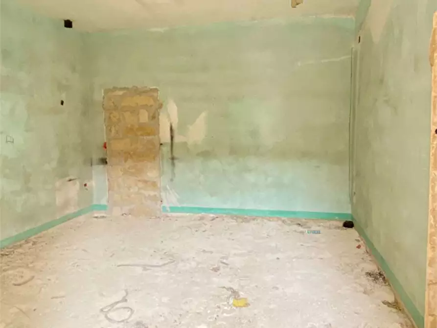 Immagine 21 di Casa indipendente in vendita  in via marsala a Casarano