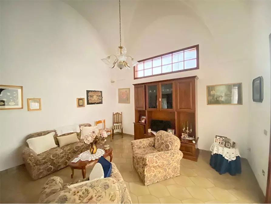 Immagine 33 di Casa indipendente in vendita  in via marsala a Casarano