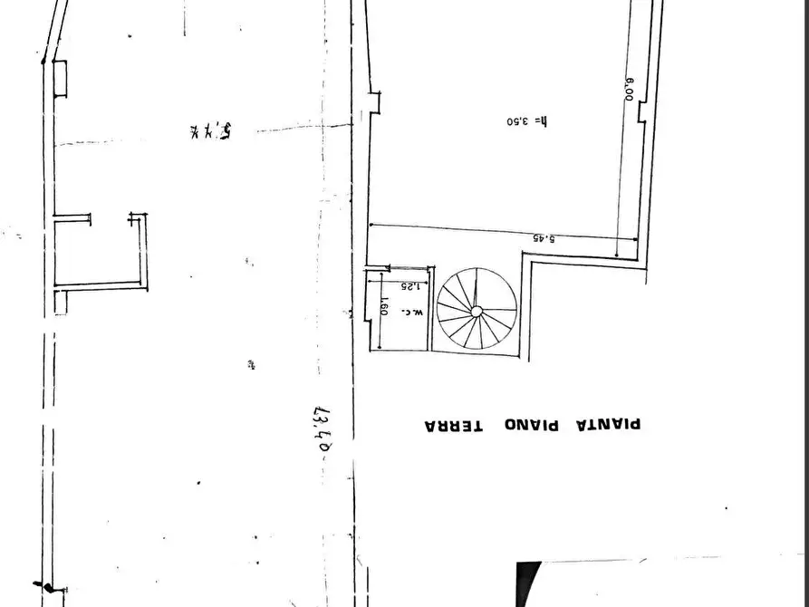 Immagine 4 di Negozio in affitto  in Piazza petracca  11 a Casarano